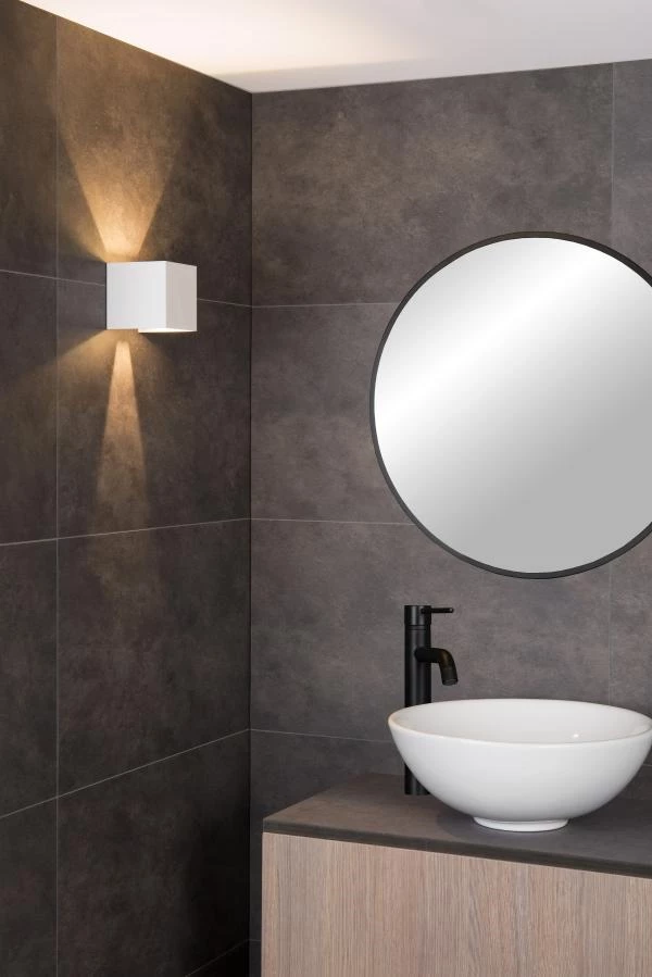 Lucide AXI - Wall spotlight / Wall light Bathroom - LED - 2x3,5W 2700K - IP54 - Adjustable beam angle - White - ambiance 1